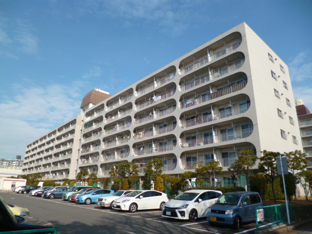 ソフトタウン谷津遊園2号棟2 外観