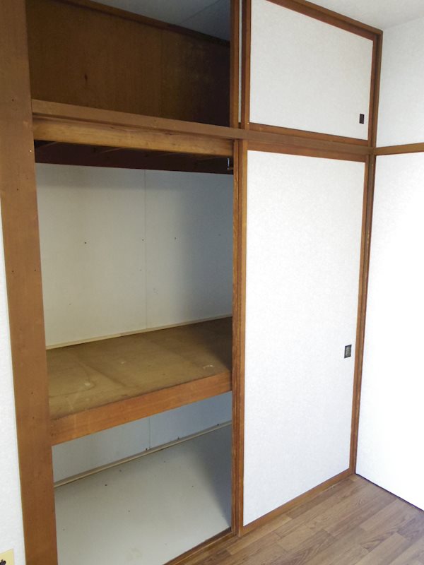 石丸マンション 収納