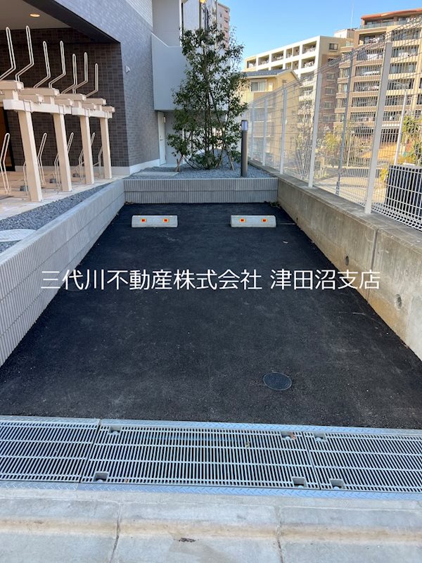 ハーモニーヒルズ 駐車場