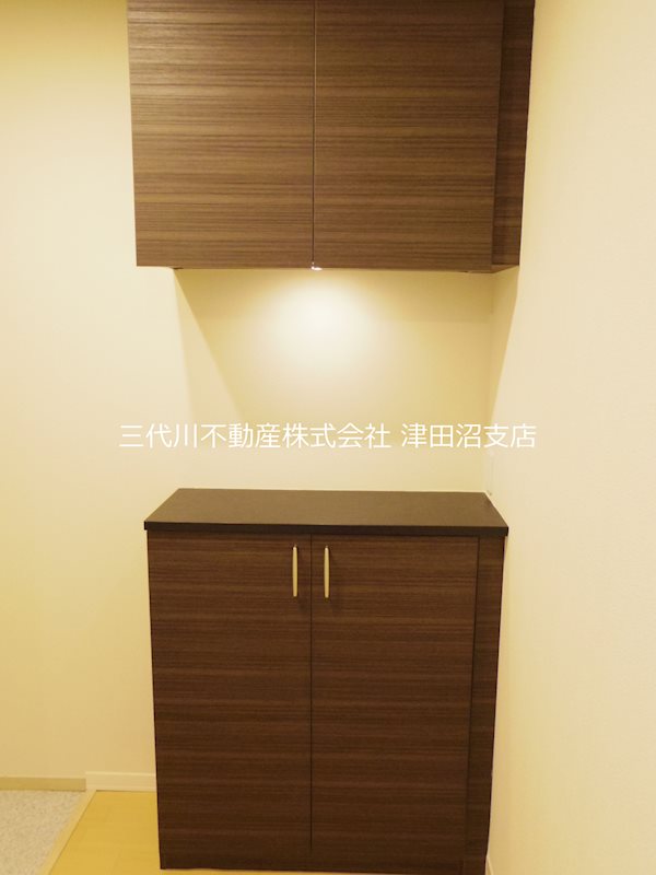 ジヴェルニー奏の杜 玄関