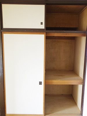 石丸マンション 収納